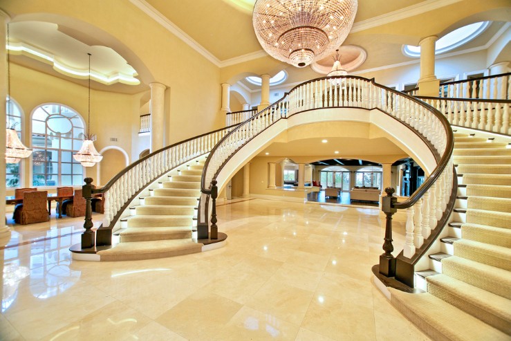 Amalfi Mansion - Full Width Image