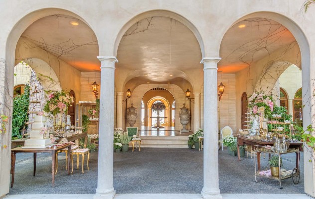 Villa Como - Small Image 2