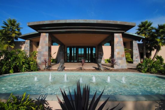 Villa Contempo - Column 3